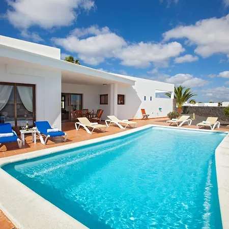 Alisue - 3 Bedroom - Great Value - Perfect For Families Villa *