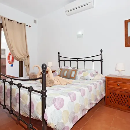 Alisue - 3 Bedroom - Great Value - Perfect For Families Villa